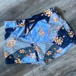 Hard Rock Hotel Shorts size small floral print blue & orange
